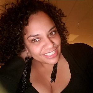 Meet your Posher, Tanisha